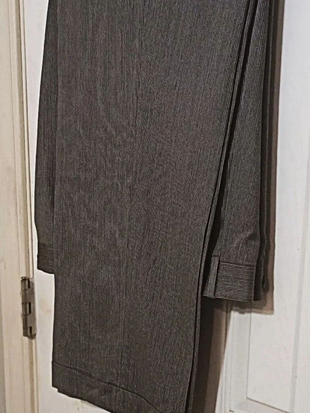 Milller Brothers LTD Men Bluish Gray 2 Piece Suit  39S